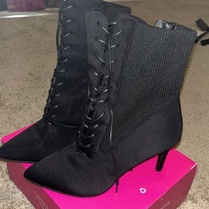 Heeled ShoeBoots w. Laces